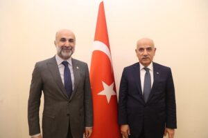 Özdemir, Islah projesini görüştü