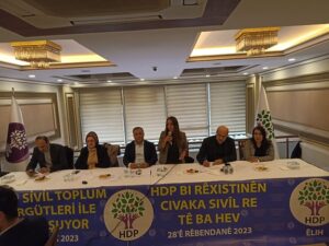 HDP BATMAN’DA STK’LARLA BULUŞTU
