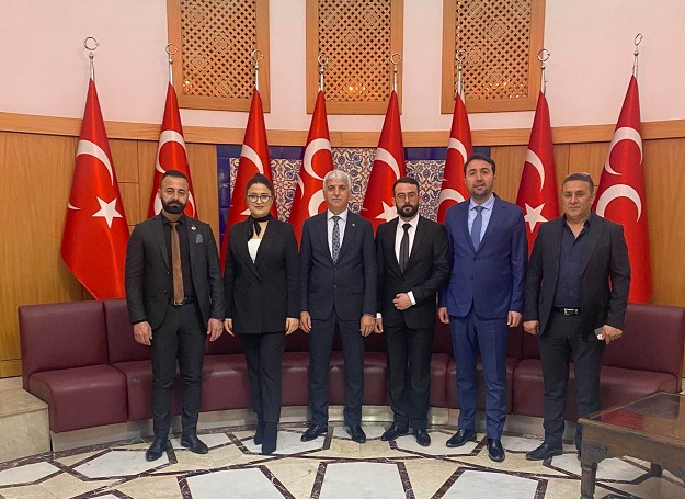 DEMİR ADAY ADAYLARIYLA ANKARA’YA ÇIKARMA YAPTI