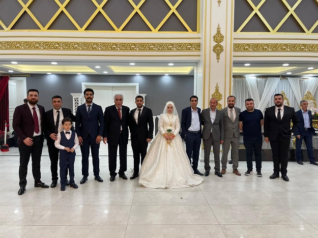 Emük ve Tunç ailelerinden düğün teşekkürü
