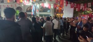 BİN KİŞİ CHP’YE KATILIM SAĞLADI