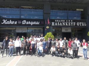 GENÇ MÜDÜRDEN ÇOK GÜZEL HAREKETLER