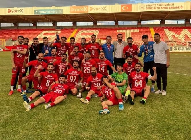 AMATÖR LİGİN ŞAMPİYONU SASON SPOR
