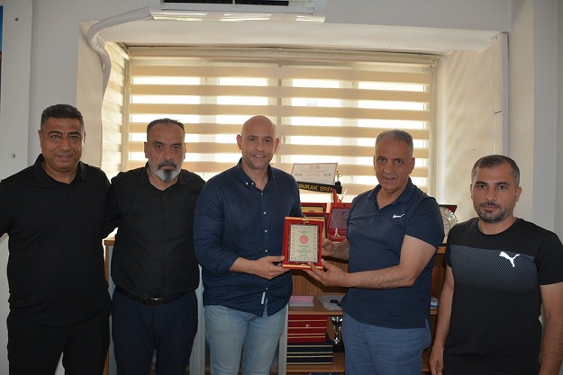 EREN’E TEŞEKKÜR PLAKETİ