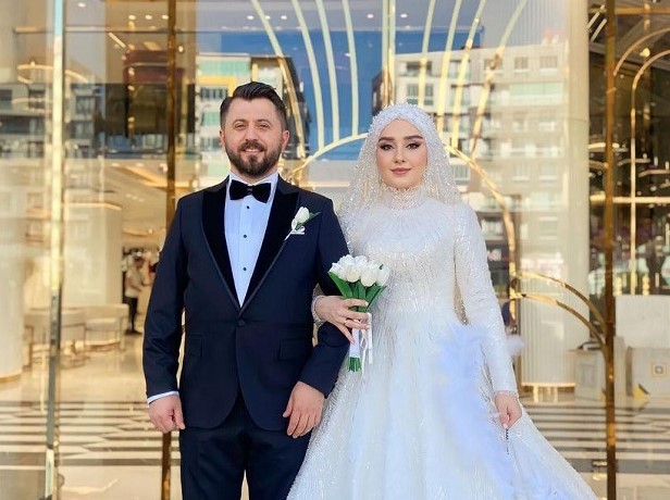 DİŞ HEKİMİ BARIŞ ŞEBAY, MASAL GİBİ BİR DÜĞÜNLE EVLENDİ