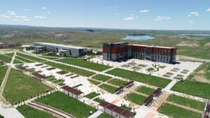 Üniversitemiz Yeni Akademik Yılda Diş Hekimliği Fakültesi Öğrencilerini Bekliyor