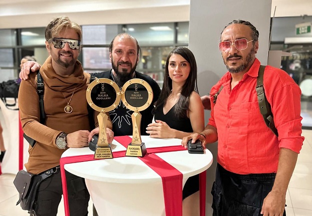 Yeşil Adam ve Mor Narpın ödüllerine yenisini ekledi!
