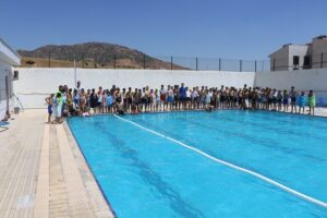 KOZLUK’TA 700 KİŞİYE YÜZME EĞİTİMİ