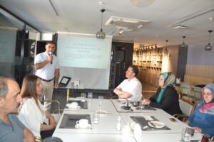 “Belediyenin borcu açıklansın”