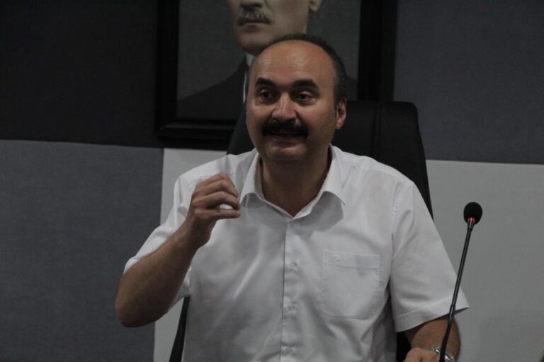 “Diyarbakır havaalanına ring hizmeti vereceğiz”