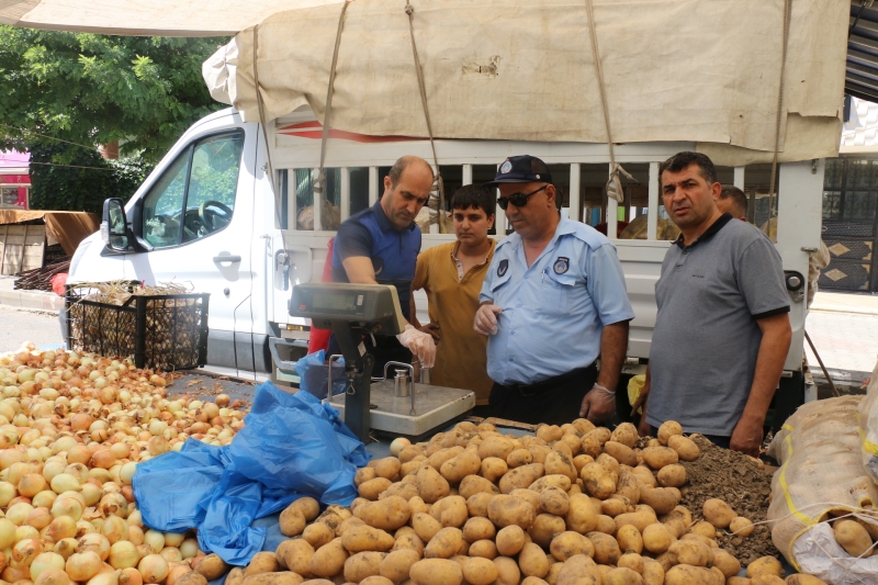 Pazar denetimleri devam ediyor