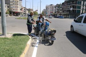 Deforme Olan Yol Çizgileri Yenileniyor