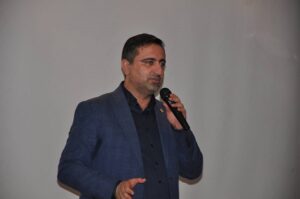 “Kaynaklar yerli yerinde kullanılırsa yoksullukla uğraşacak kimse kalmayacak”