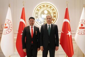 Başkan Etiz, Bakan Yerlikaya ile görüştü