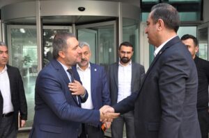 Ramanlı: “Asıl vekillik millete hizmet etmektir”
