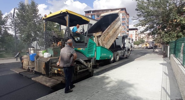 Bahçelievler ve Şafak’ta asfalt