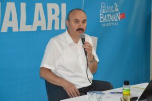 “Bina altındaki atölyeler taşınacak”