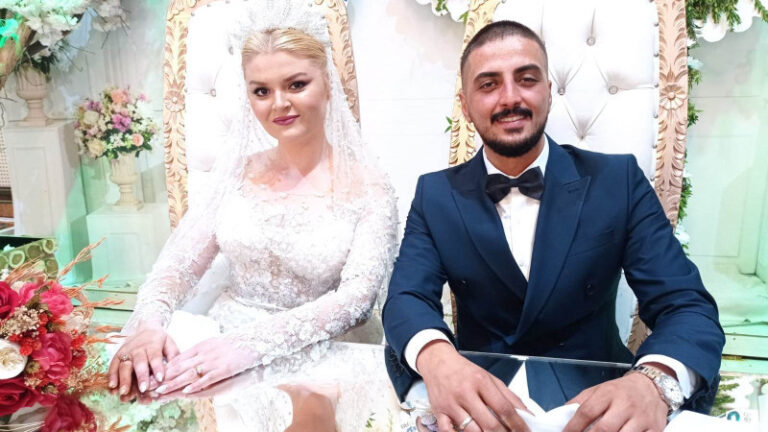 Uyanık ve Sertkan ailelerinin mutlu günü