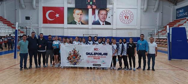 OKUL SPORLARI VOLEYBOL MAÇLARIYLA BAŞLADI