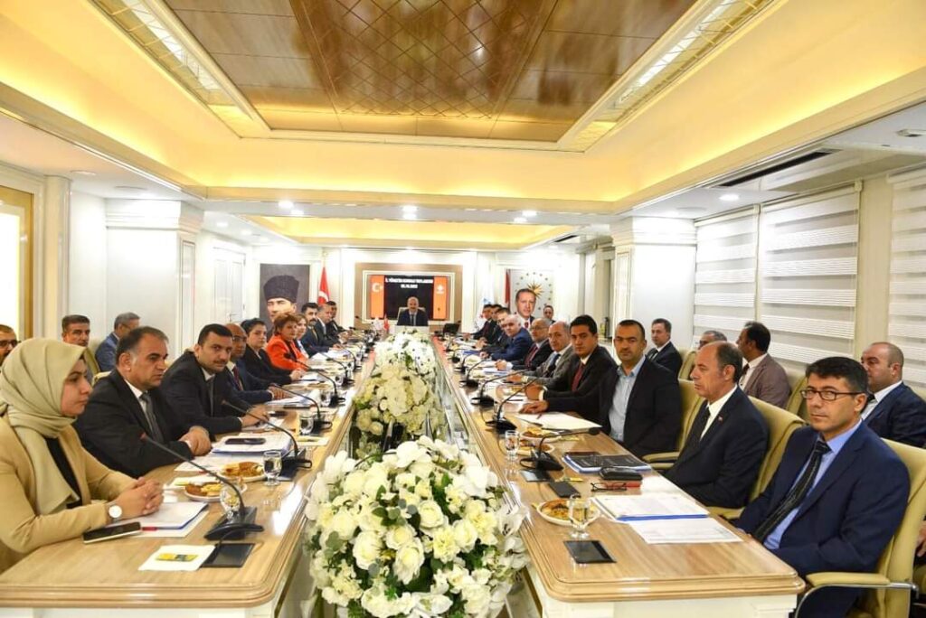 Valilikte ‘şafak’ toplantısı