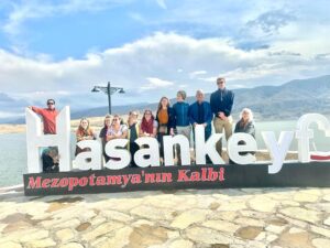 Yabancı turistler Hasankeyf’i gezdiler