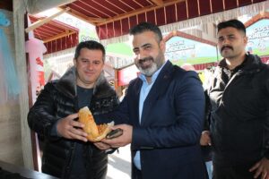 BAŞKAN ÇETİN ‘EKMEK NOHUT’ YEDİ