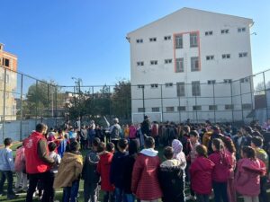 GENÇLİK SELZEDE ÖĞRENCİLERİ EĞLENDİRDİ