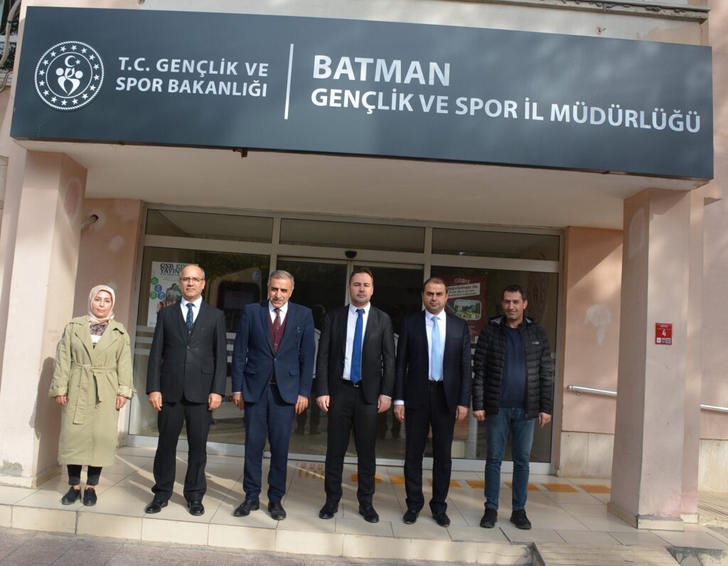 MÜFETTİŞLER YURTLARI DENETLEDİ