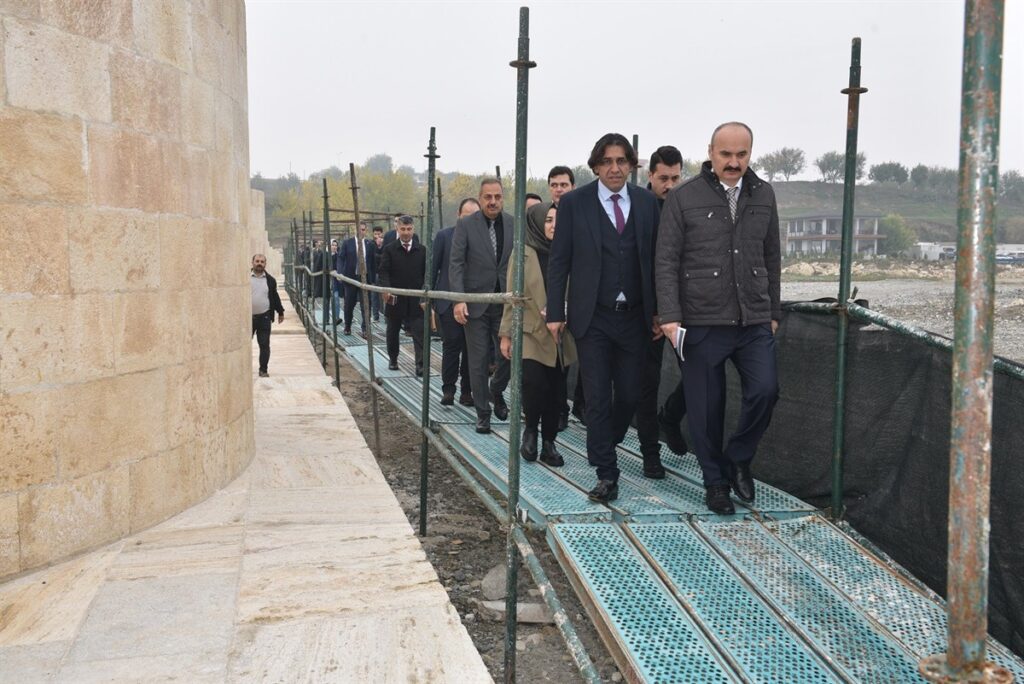 Tarihi Perpira’nın 9 ayağı onarıldı