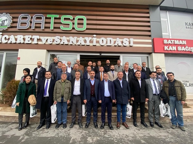 DEMİR, İŞ ADAMLARINI AĞIRLADI