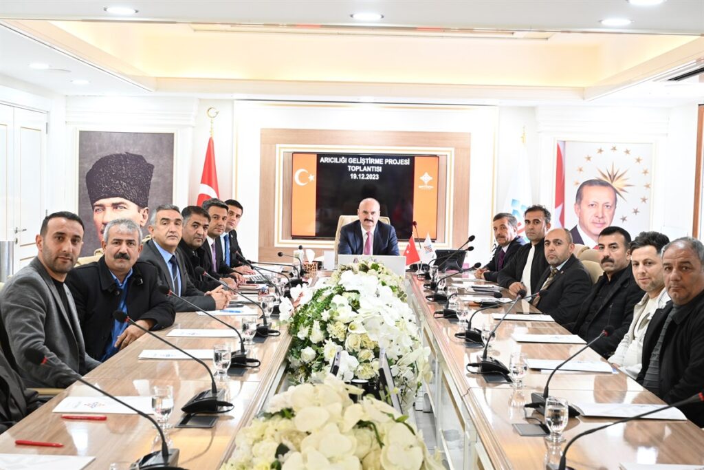 Bal üreticilerine kovan desteği