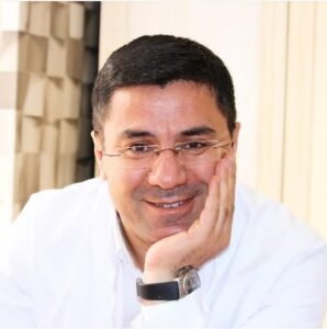 ASTAN ADAY ADAYLIĞI İÇİN İSTİFA ETTİ