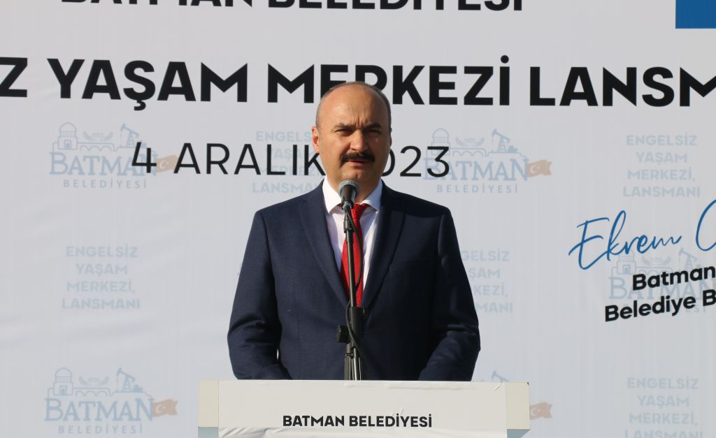 “Projelerin tacı olacak”