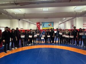 YILDIZLAR GÜREŞ İL SEÇMELERİ TAMAMLANDI