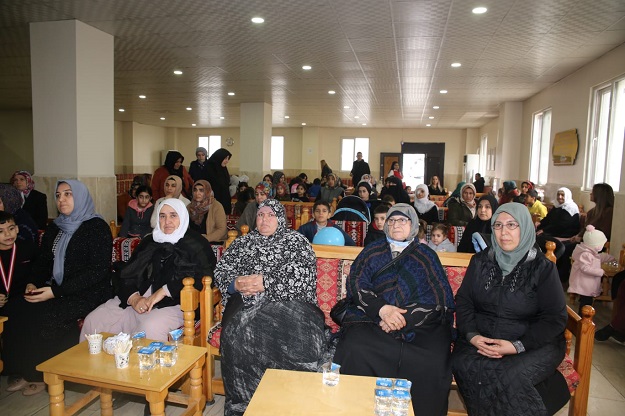 ŞAFAK’TA KADIN BULUŞMASI