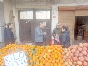 VALİ CANALP ESNAF TURUNDAYDI