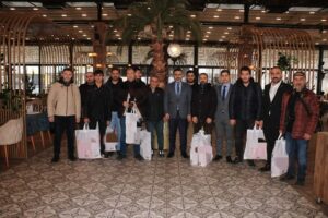BAŞKAN ÇETİN, ÇALIŞAN GAZETECİLERİ UNUTMADI
