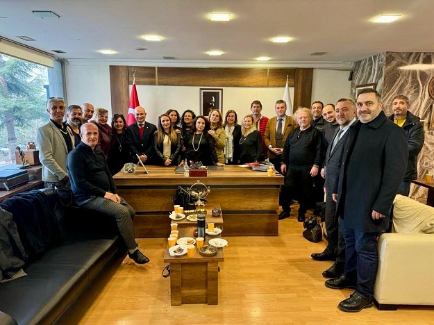 DOĞRU İNSANLAR ZİNCİRİNİN HALKALARI BÜYÜYOR