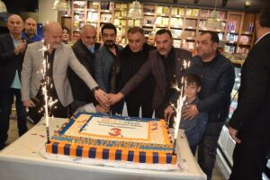 Burak Gross, 3. Yılını Coşkuyla Kutladı