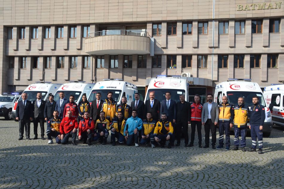 Ambulans filosu güçleniyor
