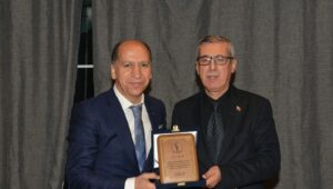 Celal Tan’a veda yemeği