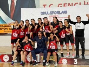 BELDE ORTAOKULUNDAN TARİHİ BAŞARI