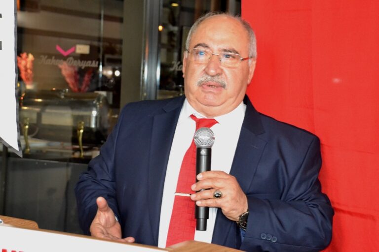 “Hiçbir siyasi partinin arka bahçesi değiliz”