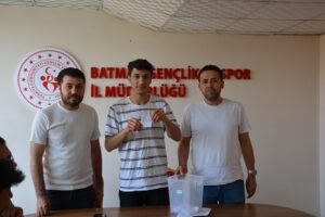 5 ŞANSLI ÖĞRENCİ KURAYLA BELİRLENDİ