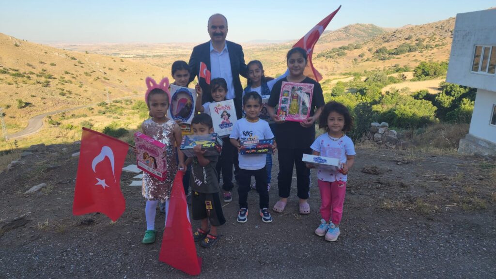 Vali Canalp’ten seri köy ziyaretleri