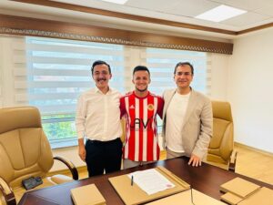 MERT ÇAPAR PETROLSPOR’DA