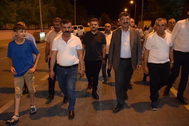 “8 MAHALLEMİZ İÇİN ACİL SERVİSİN AÇILMASINI İSTİYORUZ”