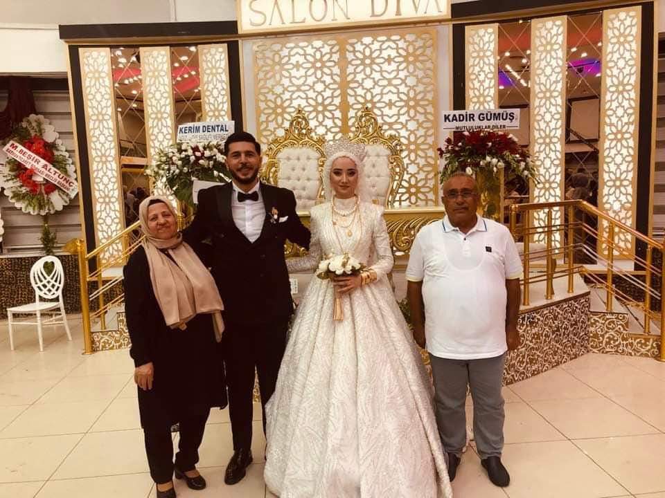 Altunç ailesinin mutlu günü