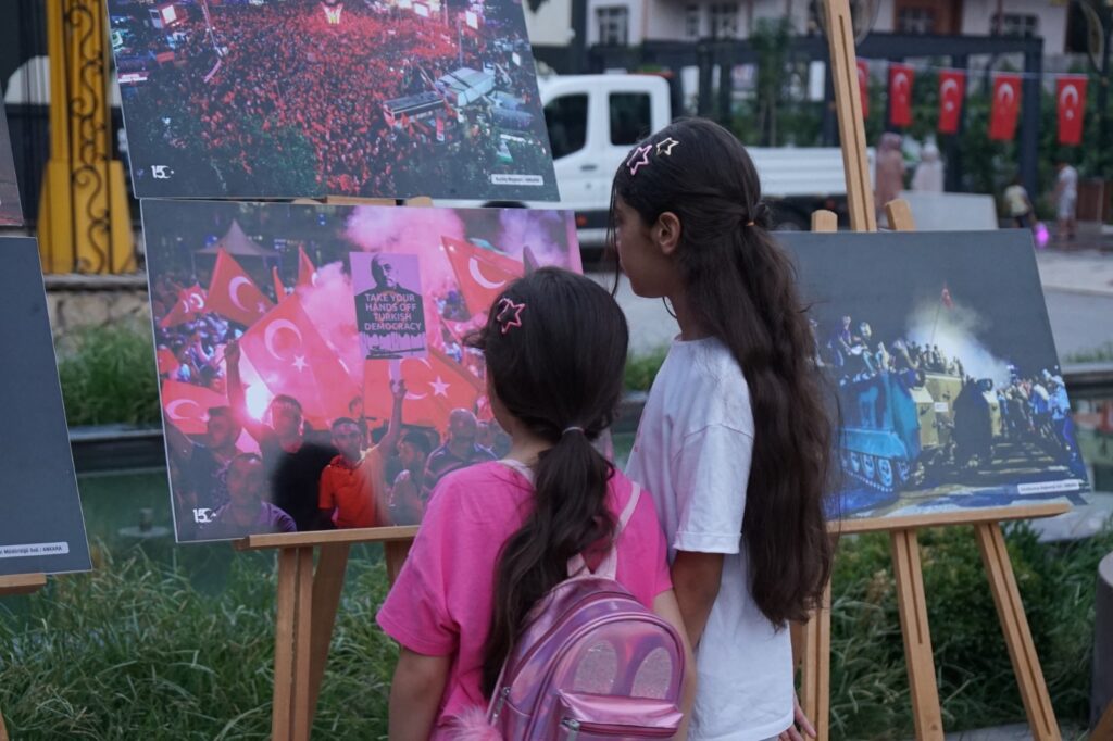 Üniversiteden 15 Temmuz sergisi