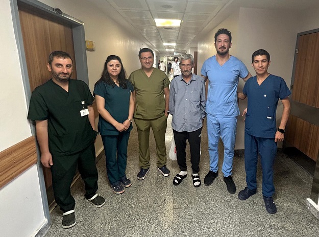 İleri Mide Kanserine Başarılı Operasyon